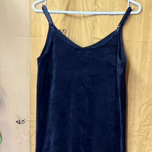 Dresses & Skirts - Imported brand velvet dress